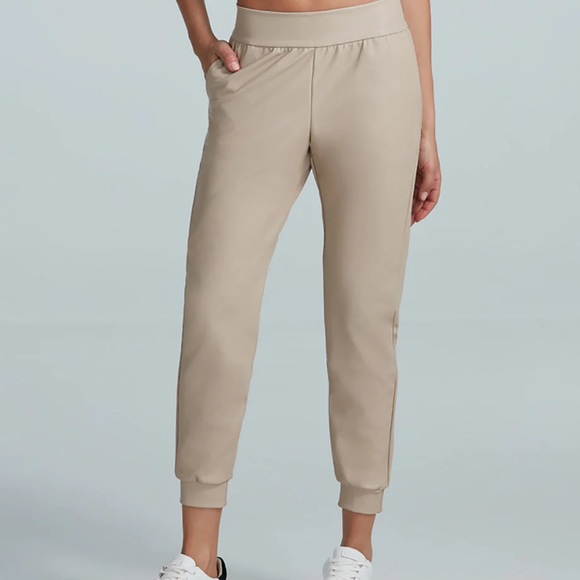 NWT!  Commando Woman’s Smocked Jogger size Medium color Sand - Picture 2 of 3